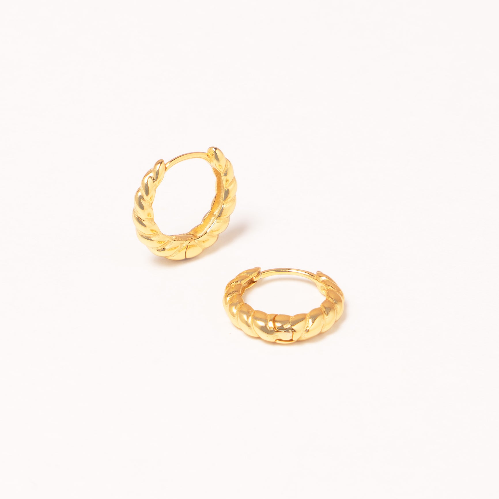 Braided Rope Huggies